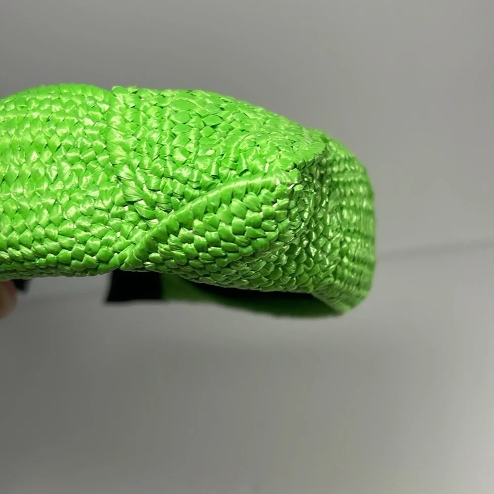 Vibrant Green Woven Headband - Perfect for Any Occasion!